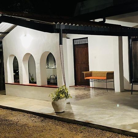 Leisure Villa Anuradhapura Exteriör bild