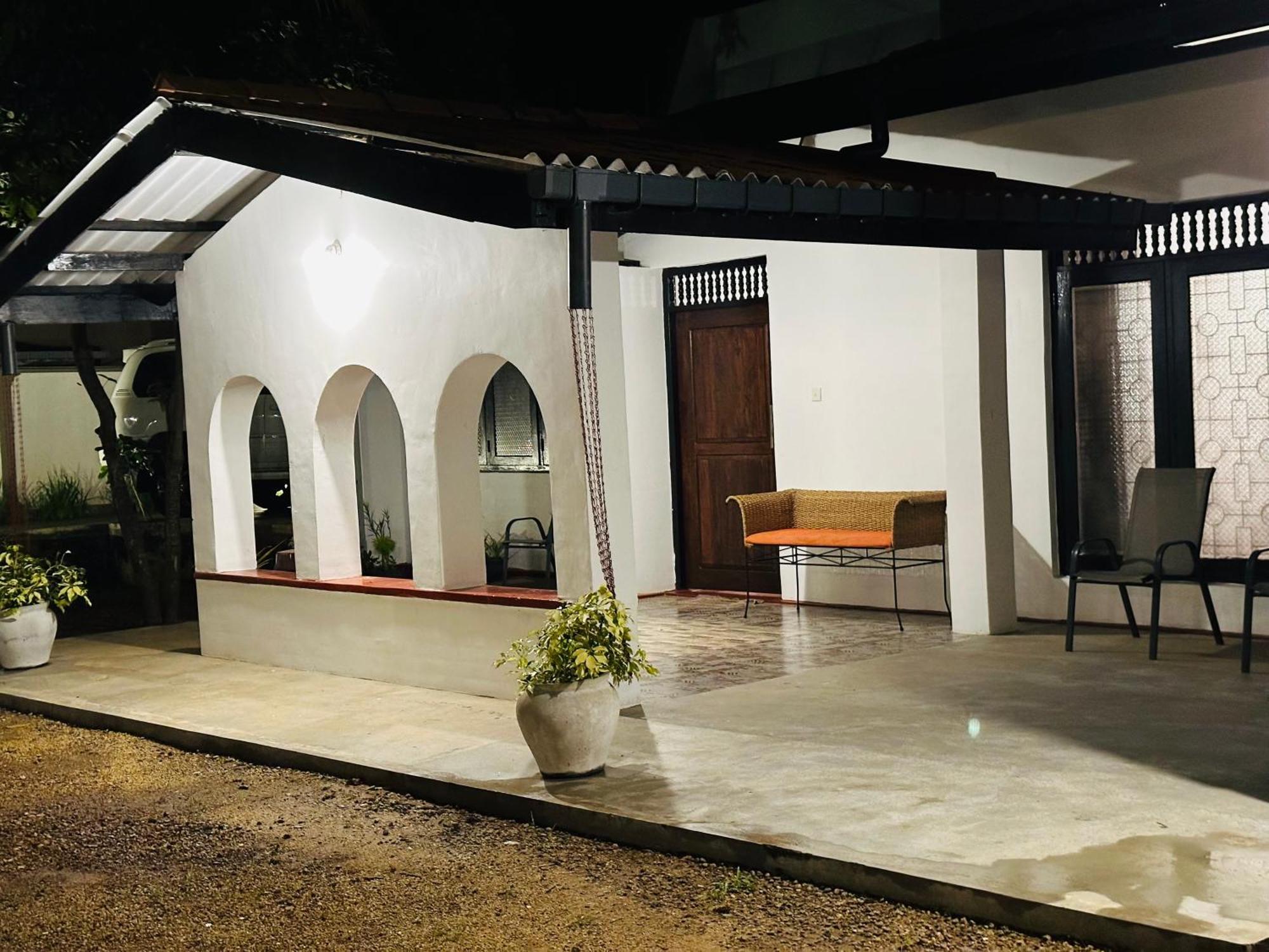 Leisure Villa Anuradhapura Exteriör bild